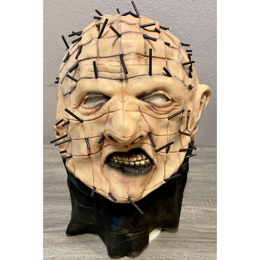 VTG 1993 Cinema Secrets Hellraiser Pinhead Latex Mask. Please Review Pics.